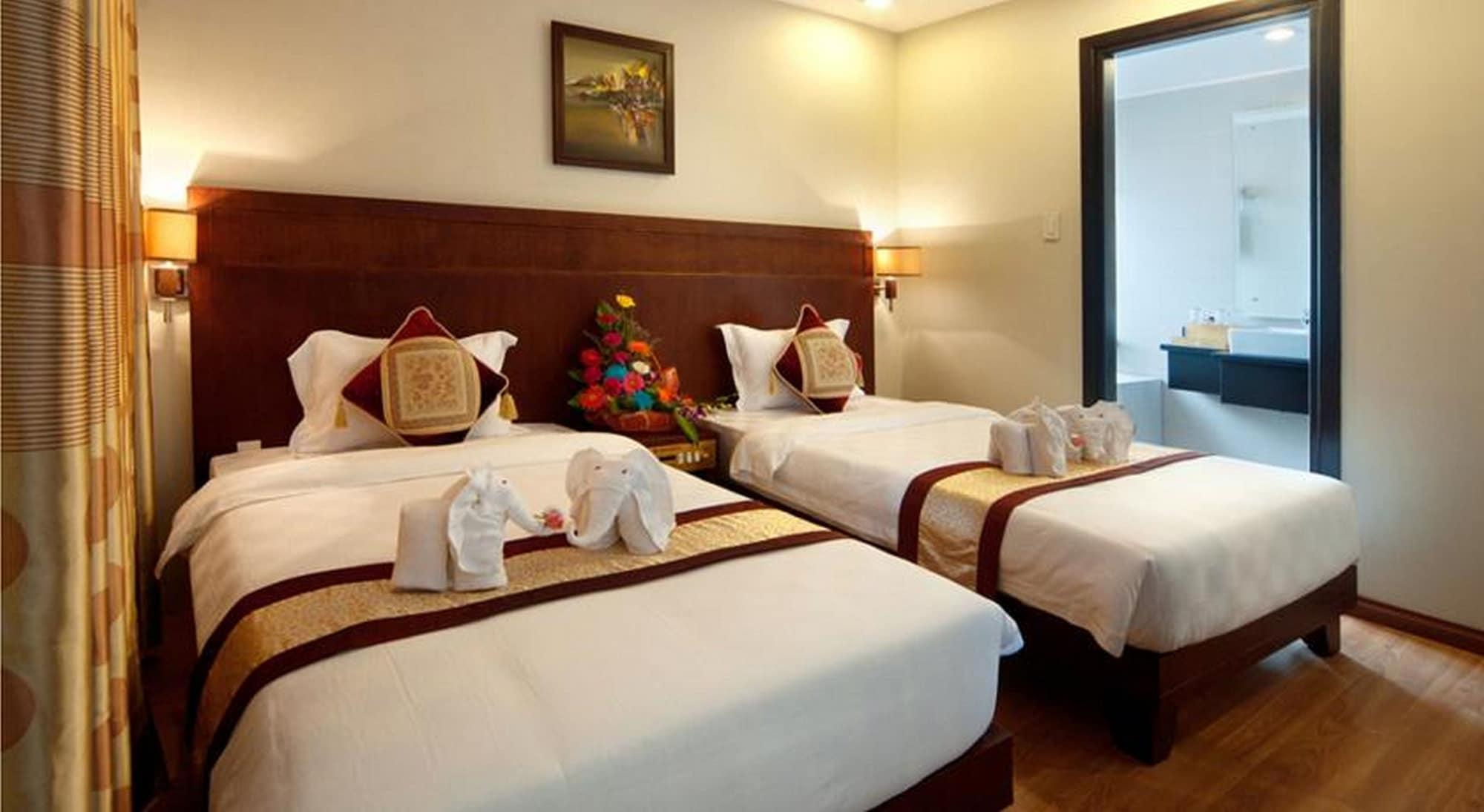 Gold Hotel Хюэ Экстерьер фото