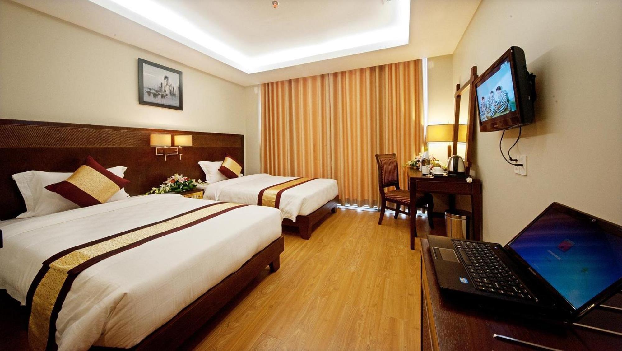 Gold Hotel Хюэ Экстерьер фото
