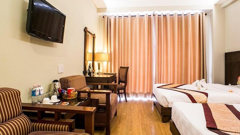 Gold Hotel Хюэ Экстерьер фото