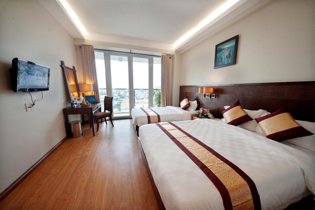 Gold Hotel Хюэ Номер фото